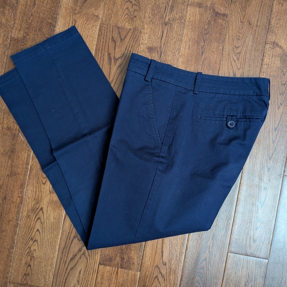 New York & Company Pants - EUC Ladies New York & Company Navy Blue Khaki Pants Casual Trousers Size 4
